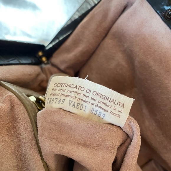 Bottega Veneta Hand Bag - Picture 8 of 9